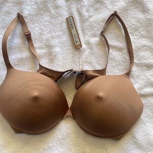 Skims nipple bra- New with tags
